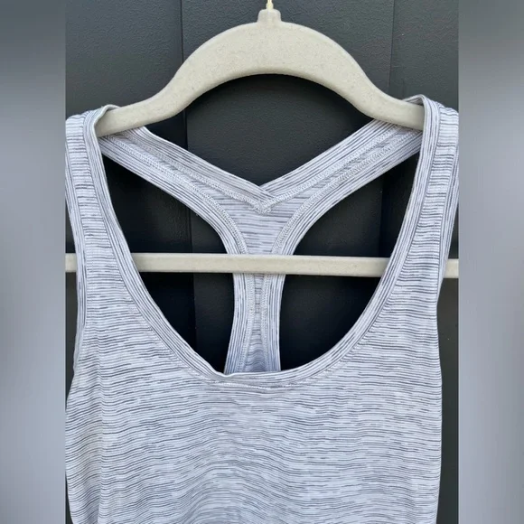 Lululemon Cool Racerback II “Wee Are From Space” Gray Size Small (2/4) - Picture 6 of 8